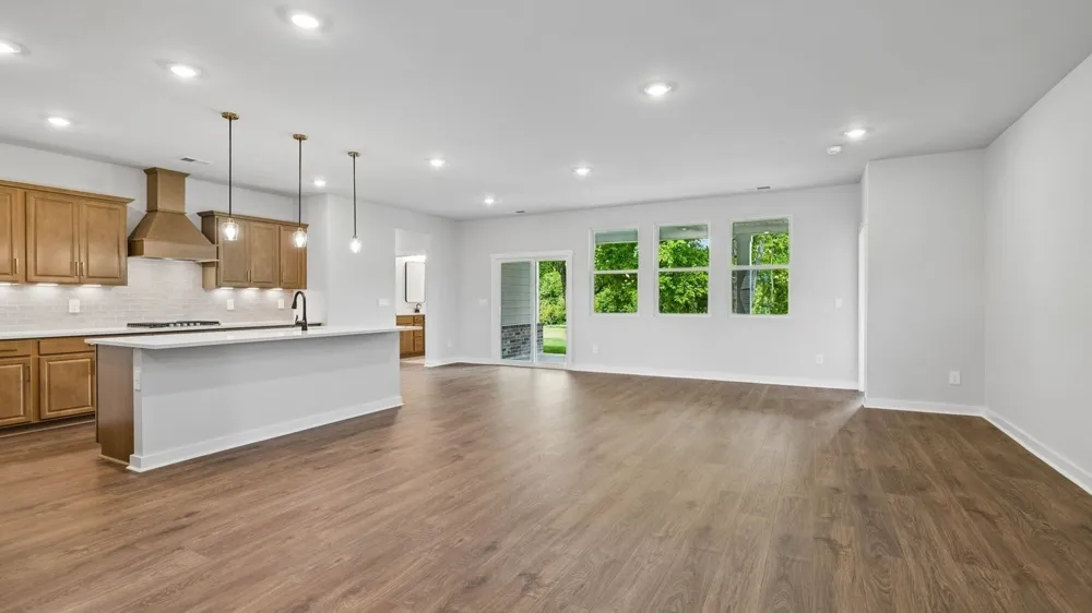 329 Harvest Point Blvd Spring Hill, TN 37174