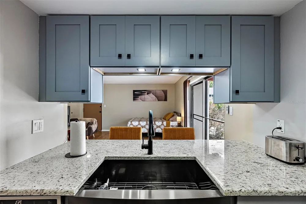 1055 82ND TERRACE #1055A St Petersburg, FL 33702