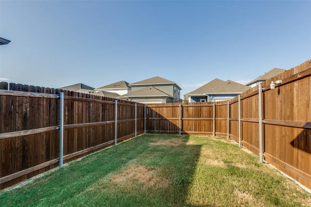 112 Monarch Way Wylie, TX 75098