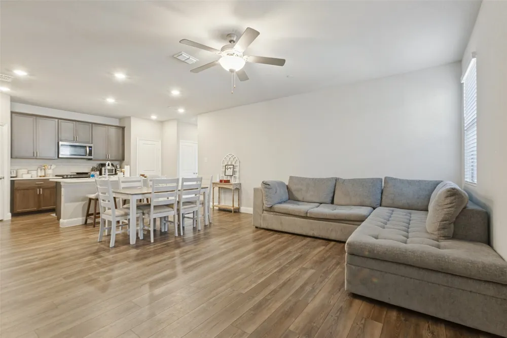 112 Monarch Way Wylie, TX 75098