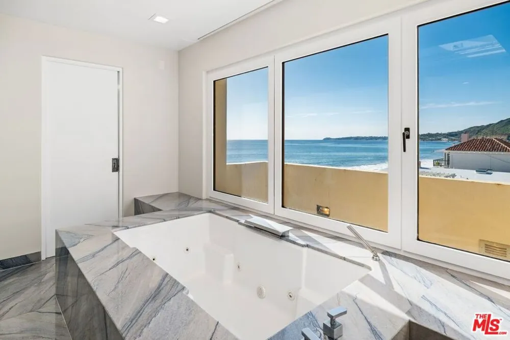 25302 Malibu Road #LSE Malibu, CA 90265