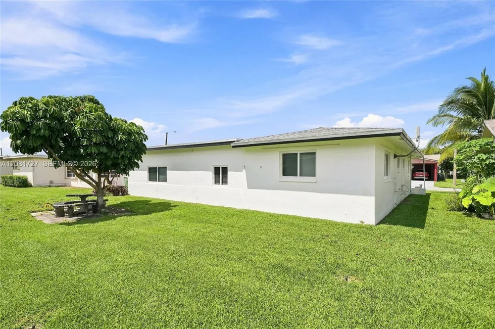 4716 NW 48th Ave Tamarac, FL 33319