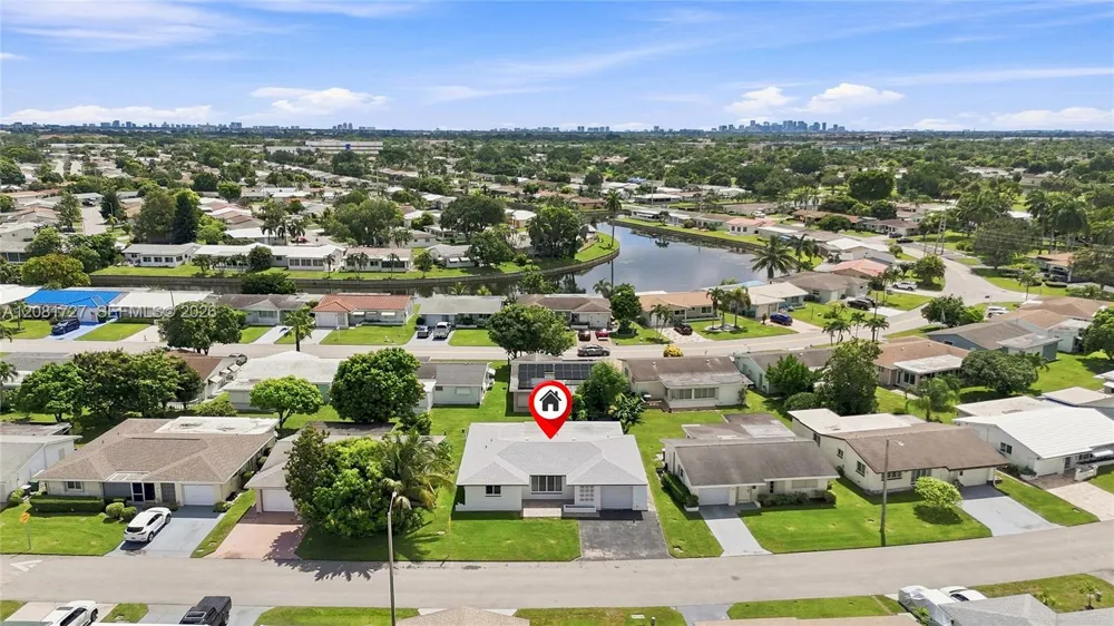 4716 NW 48th Ave Tamarac, FL 33319