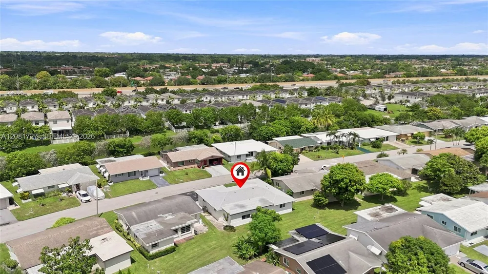 4716 NW 48th Ave Tamarac, FL 33319