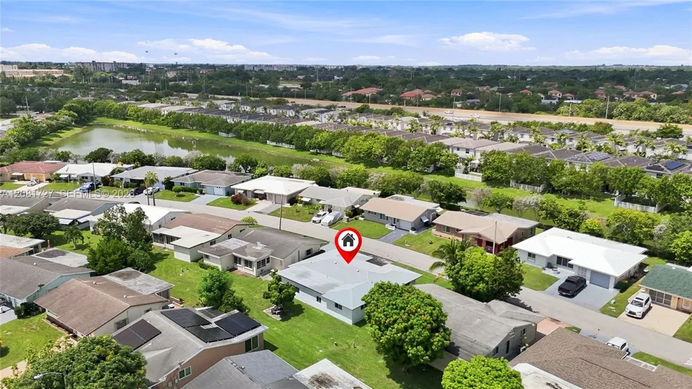 4716 NW 48th Ave Tamarac, FL 33319