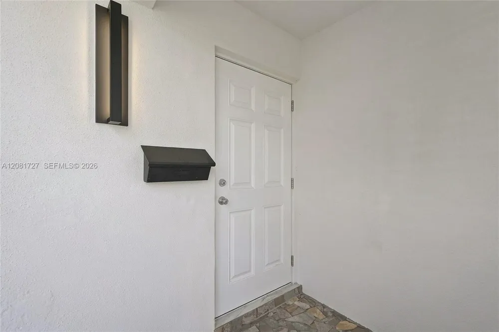 4716 NW 48th Ave Tamarac, FL 33319