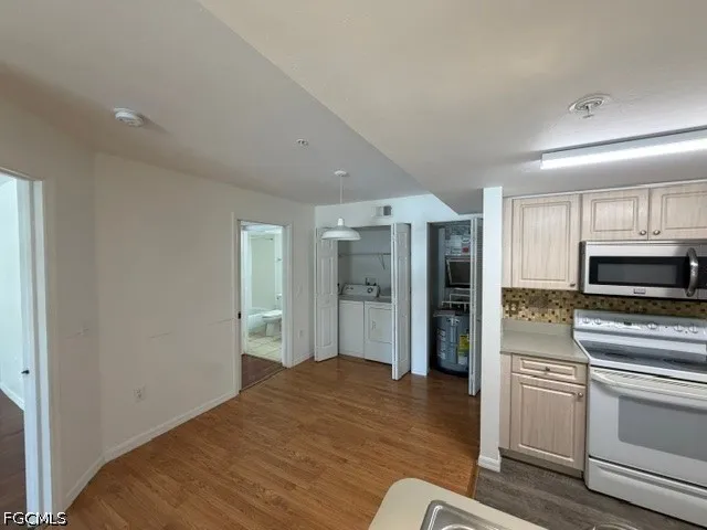 Four Mile Cove Parkway #824 Cape Coral, FL 33990