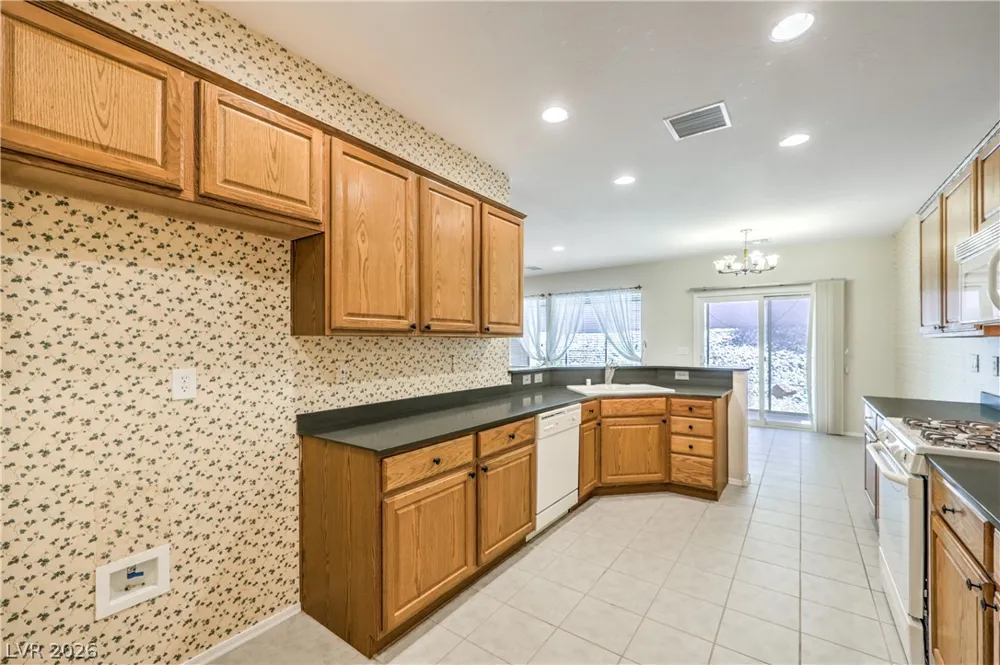 2512 Cosmic Dust Street Henderson, NV 89044