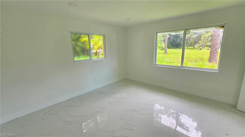 3689 Liberty Square Fort Myers, FL 33908