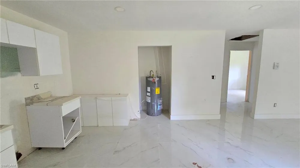 3689 Liberty Square Fort Myers, FL 33908