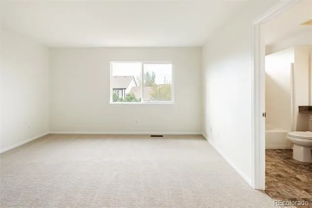 19926 E 40th Place Denver, CO 80249