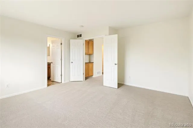 19926 E 40th Place Denver, CO 80249