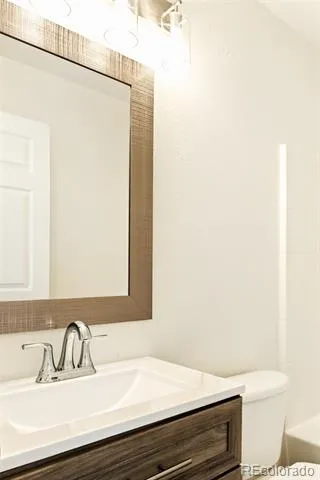 19926 E 40th Place Denver, CO 80249
