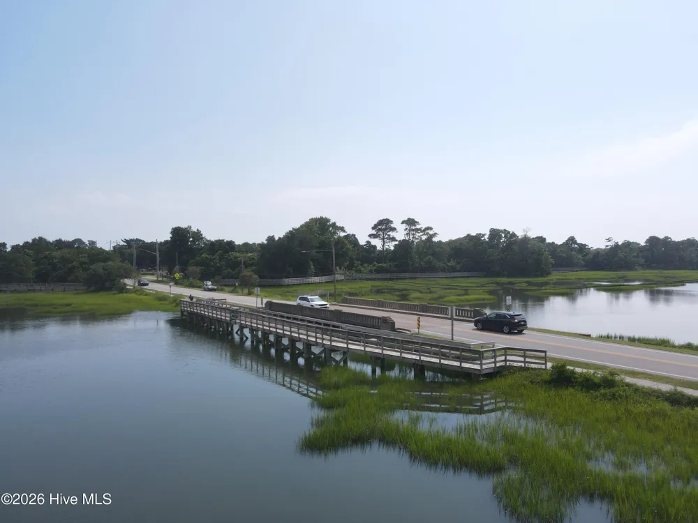 1006 American Egret Way Morehead City, NC 28557