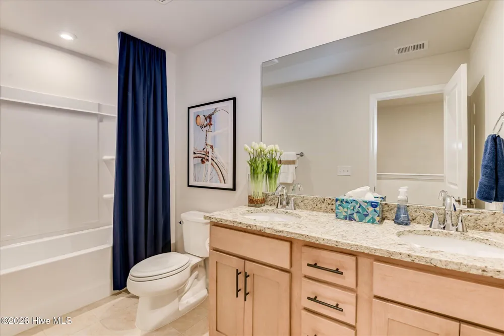 1006 American Egret Way Morehead City, NC 28557