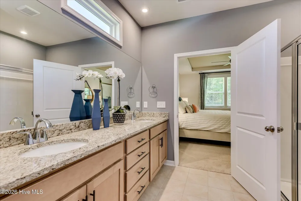1006 American Egret Way Morehead City, NC 28557