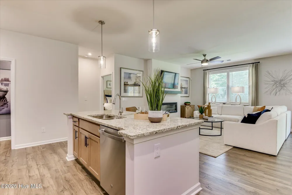 1006 American Egret Way Morehead City, NC 28557
