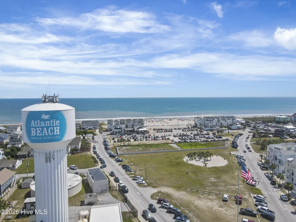 1006 American Egret Way Morehead City, NC 28557