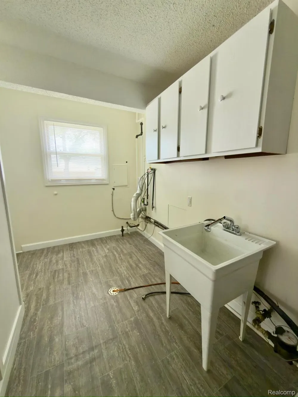 29814 Dover Street Garden City City, MI 48135