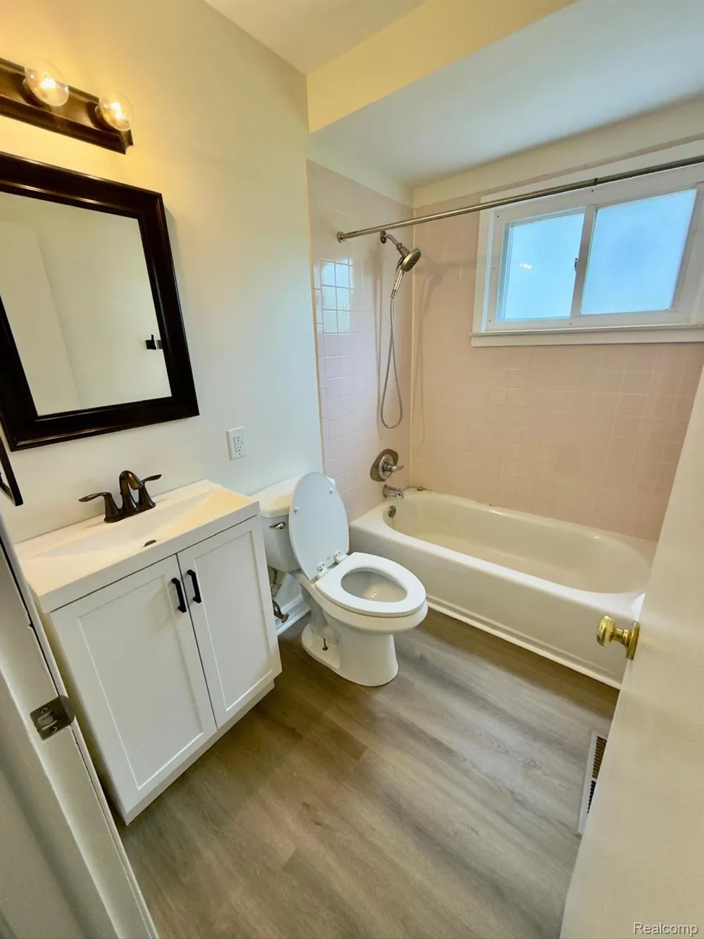 29814 Dover Street Garden City City, MI 48135