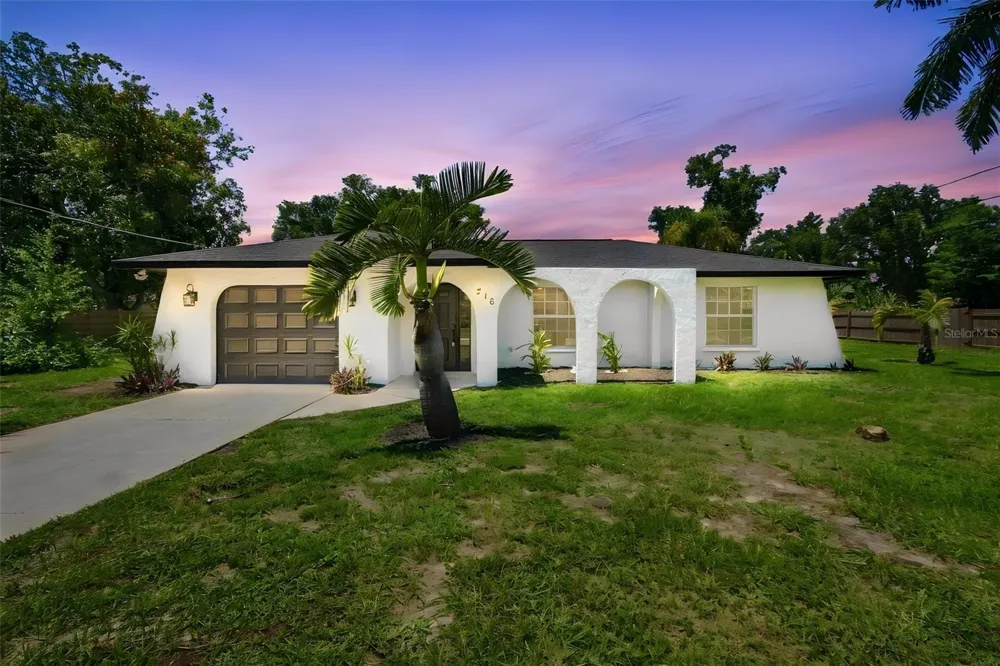 216 23RD STREET E Bradenton, FL 34208