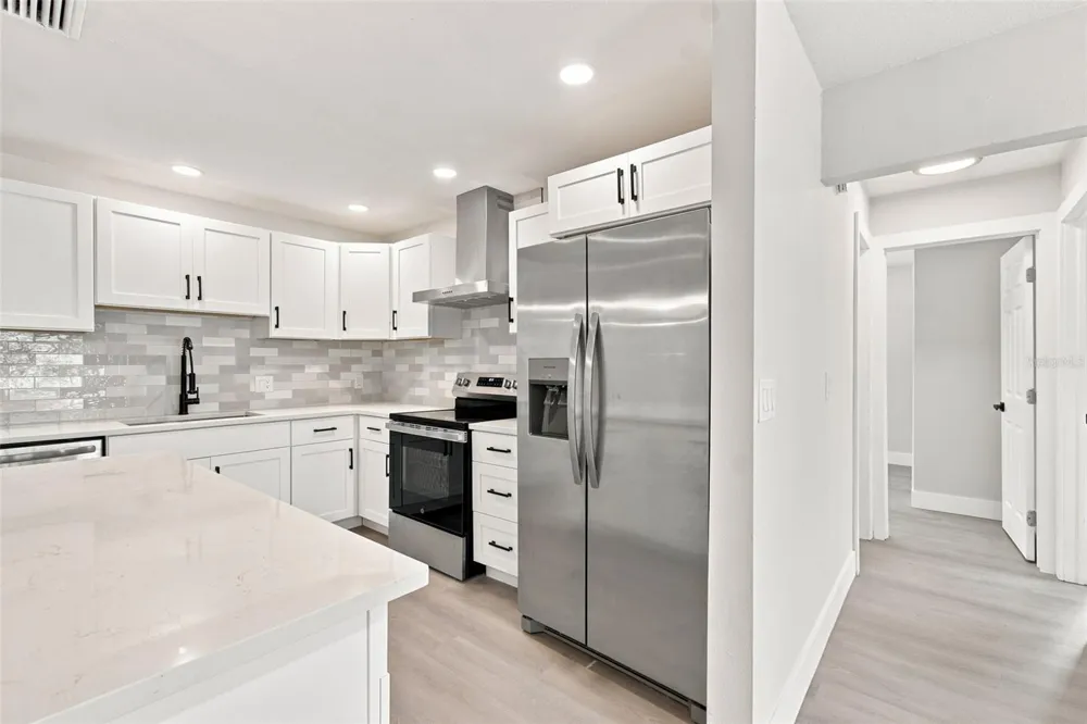 216 23RD STREET E Bradenton, FL 34208