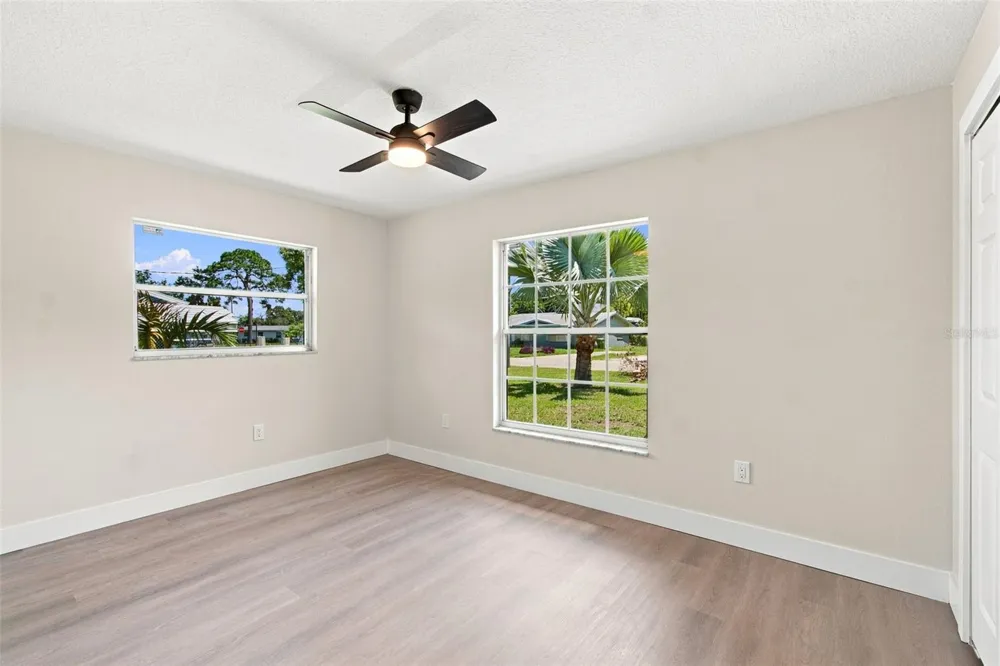 216 23RD STREET E Bradenton, FL 34208
