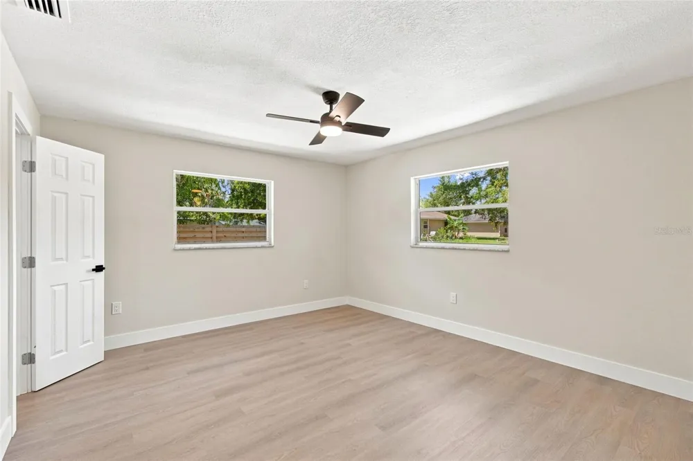 216 23RD STREET E Bradenton, FL 34208