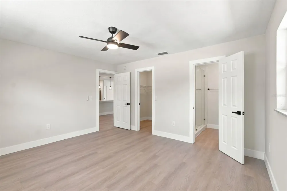 216 23RD STREET E Bradenton, FL 34208