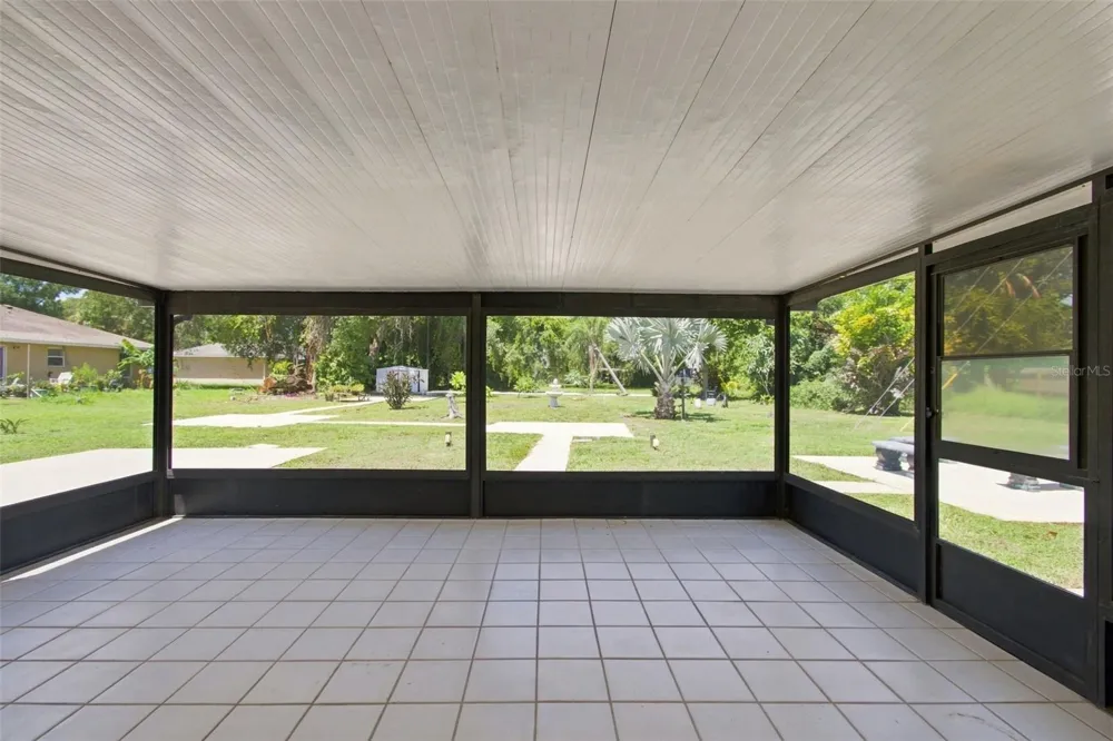 216 23RD STREET E Bradenton, FL 34208