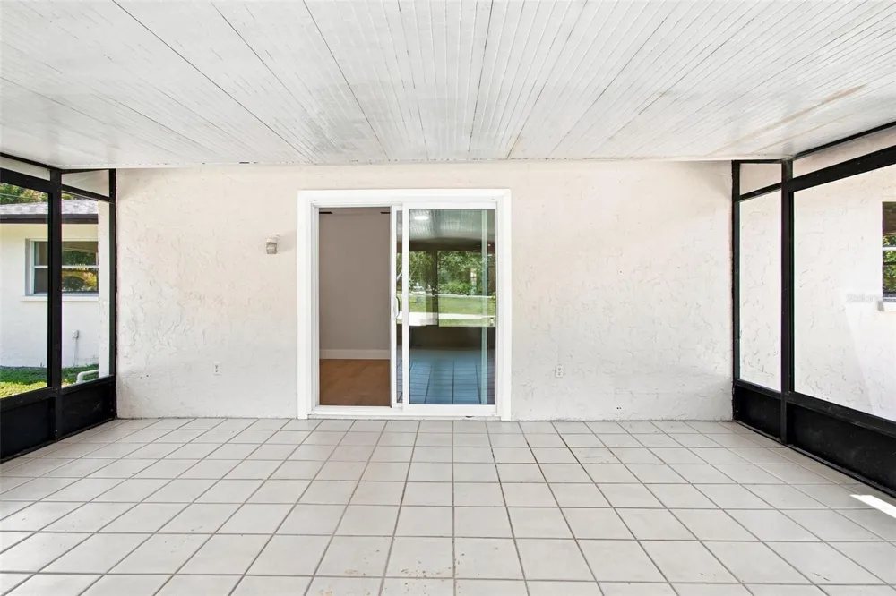 216 23RD STREET E Bradenton, FL 34208