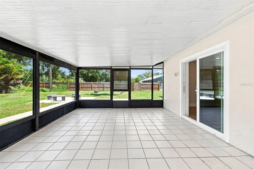 216 23RD STREET E Bradenton, FL 34208