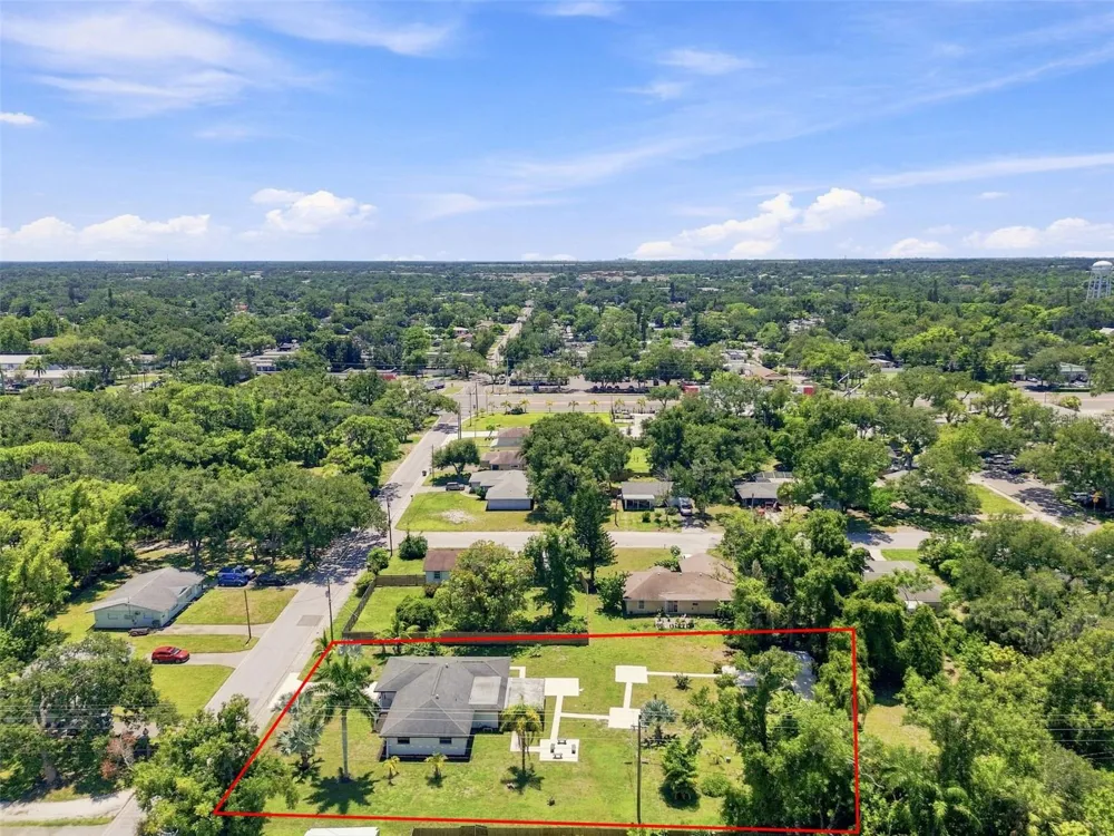 216 23RD STREET E Bradenton, FL 34208