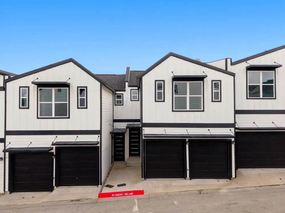 1300 Mckie Drive #33 Austin, TX 78752