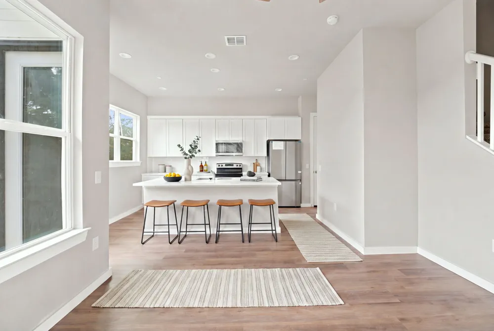 1300 Mckie Drive #33 Austin, TX 78752