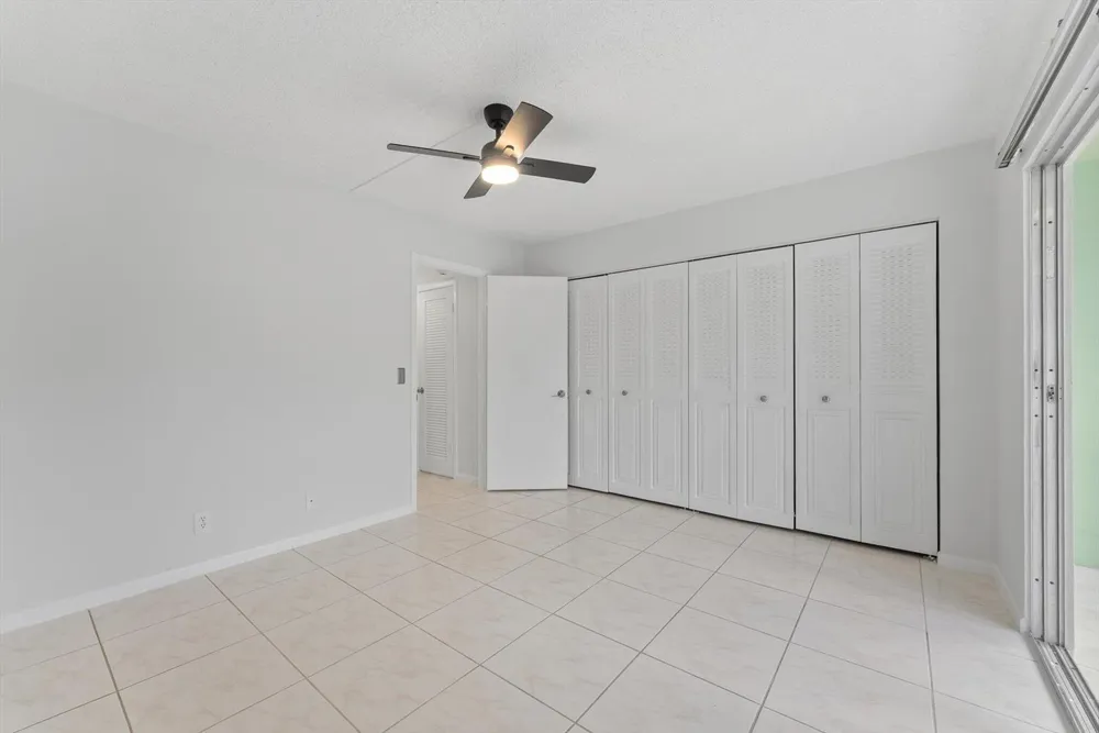 398 Tilford S Deerfield Beach, FL 33442