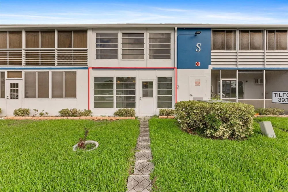 398 Tilford S Deerfield Beach, FL 33442