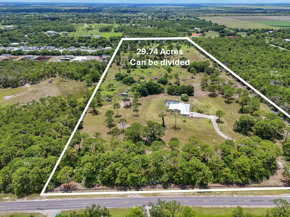 425 FFA ROAD Fort Pierce, FL 34945