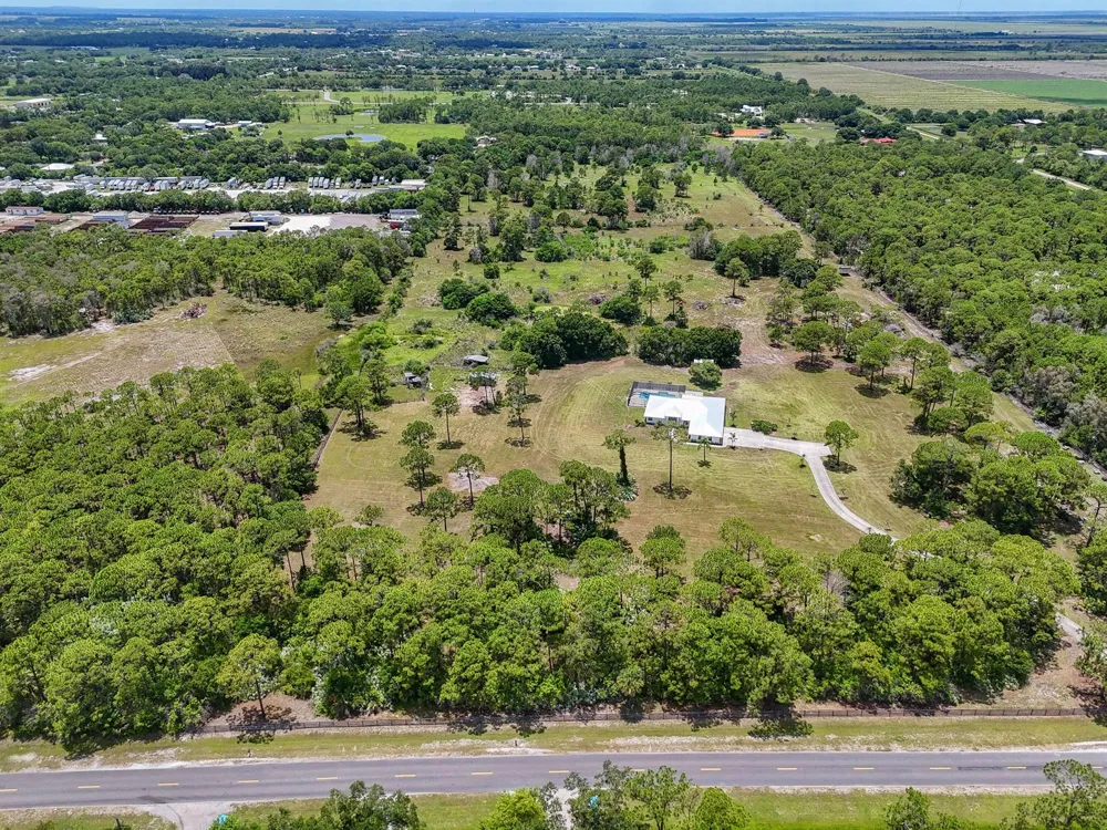 425 FFA ROAD Fort Pierce, FL 34945
