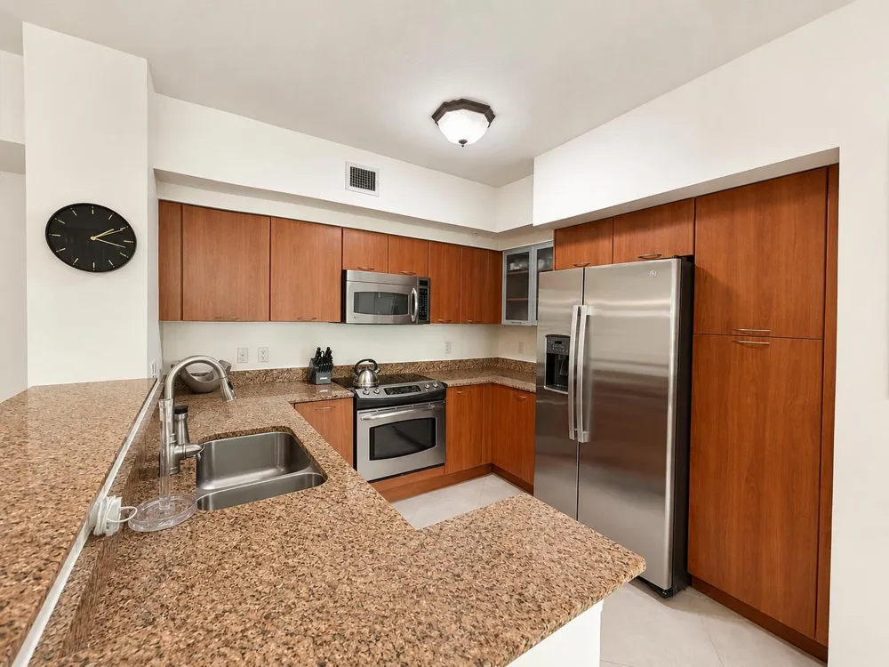 625 Casa Loma Boulevard #609 Boynton Beach, FL 33435