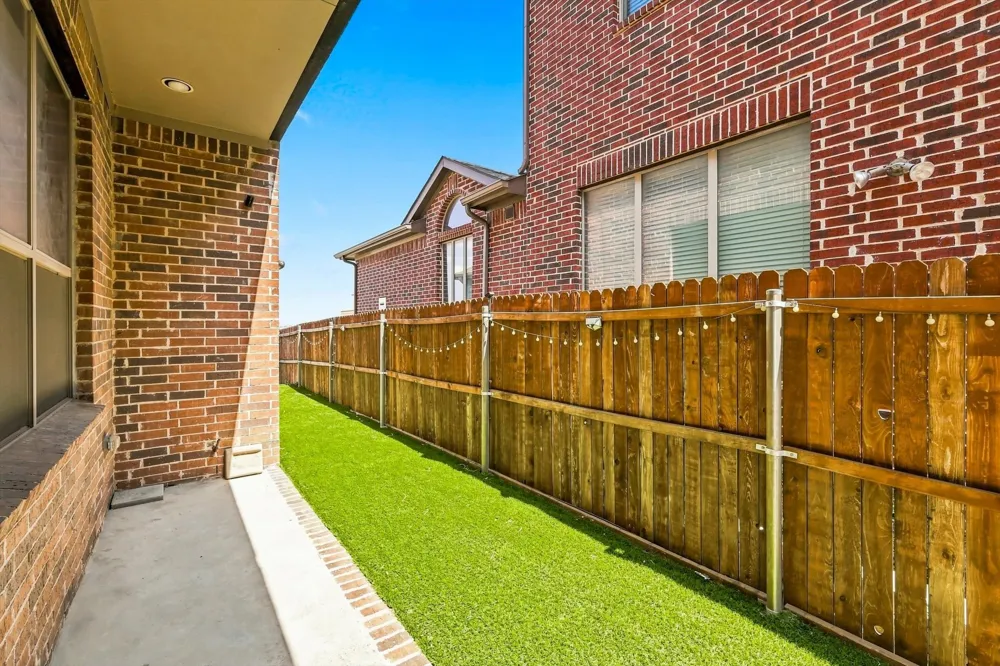 5012 Province Place Irving, TX 75038
