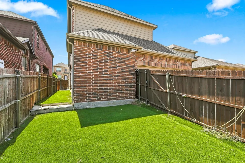 5012 Province Place Irving, TX 75038