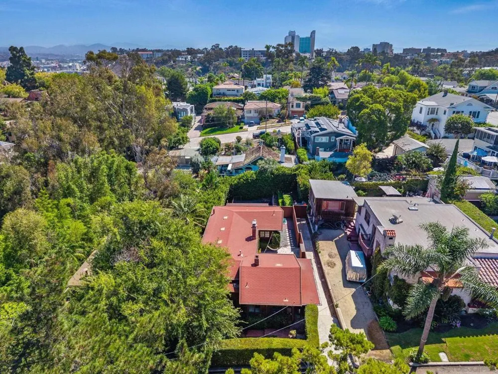4277 Jackdaw San Diego, CA 92103