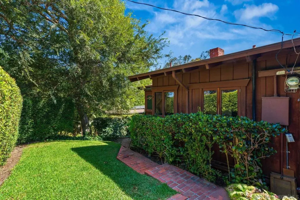 4277 Jackdaw San Diego, CA 92103