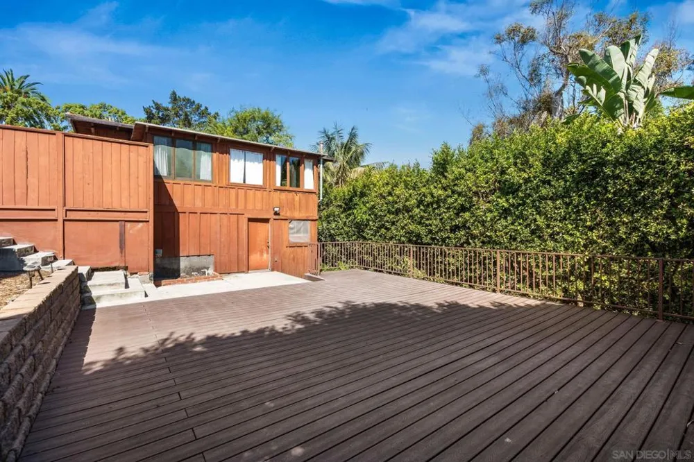 4277 Jackdaw San Diego, CA 92103
