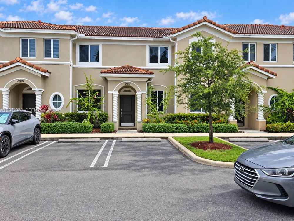 2419 SE 11th St Homestead, FL 33035