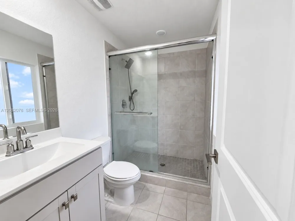 2419 SE 11th St Homestead, FL 33035