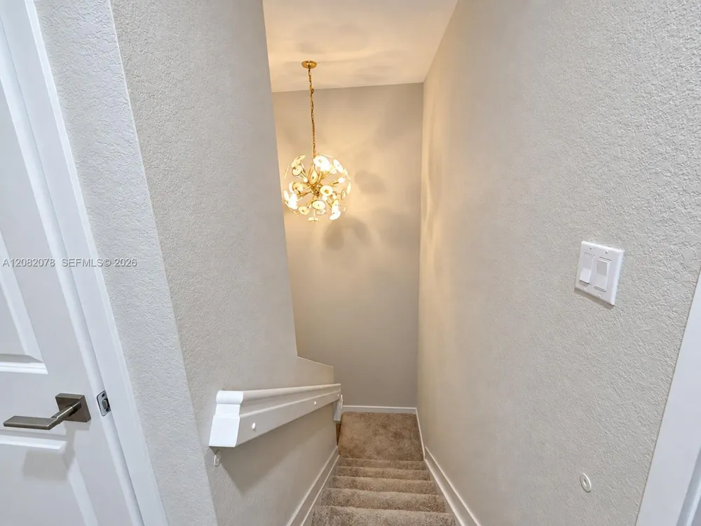 2419 SE 11th St Homestead, FL 33035