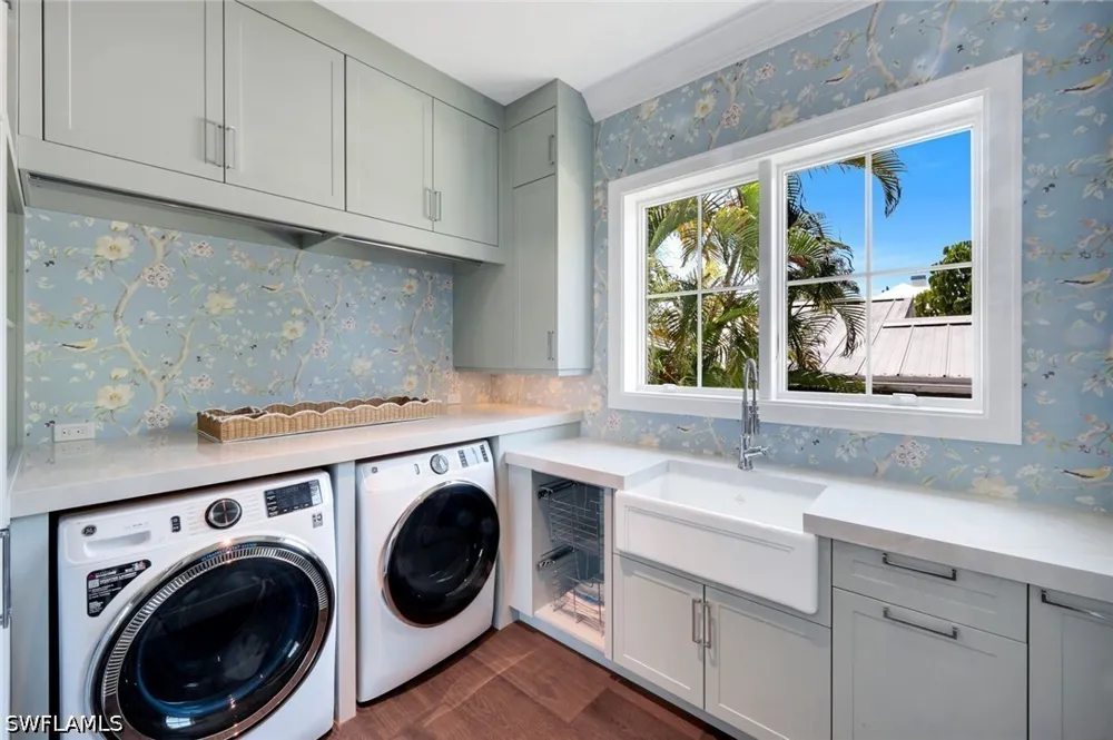 Chesapeake Avenue Naples, FL 34102