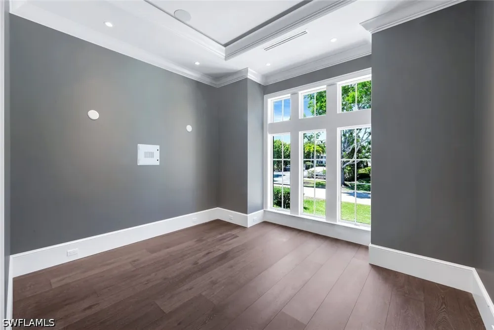 Chesapeake Avenue Naples, FL 34102